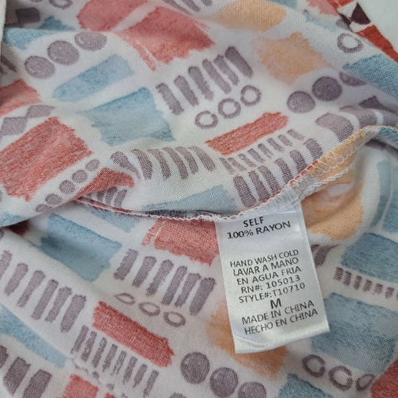 Savanna Jane Floral Embroidered Vibrant Printed Top Size M - Picture 7 of 11